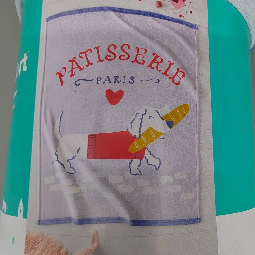 Pillowfort Plush Throw Blanket Patisserie Paris Dog 50x60 Blue 097 02 0059